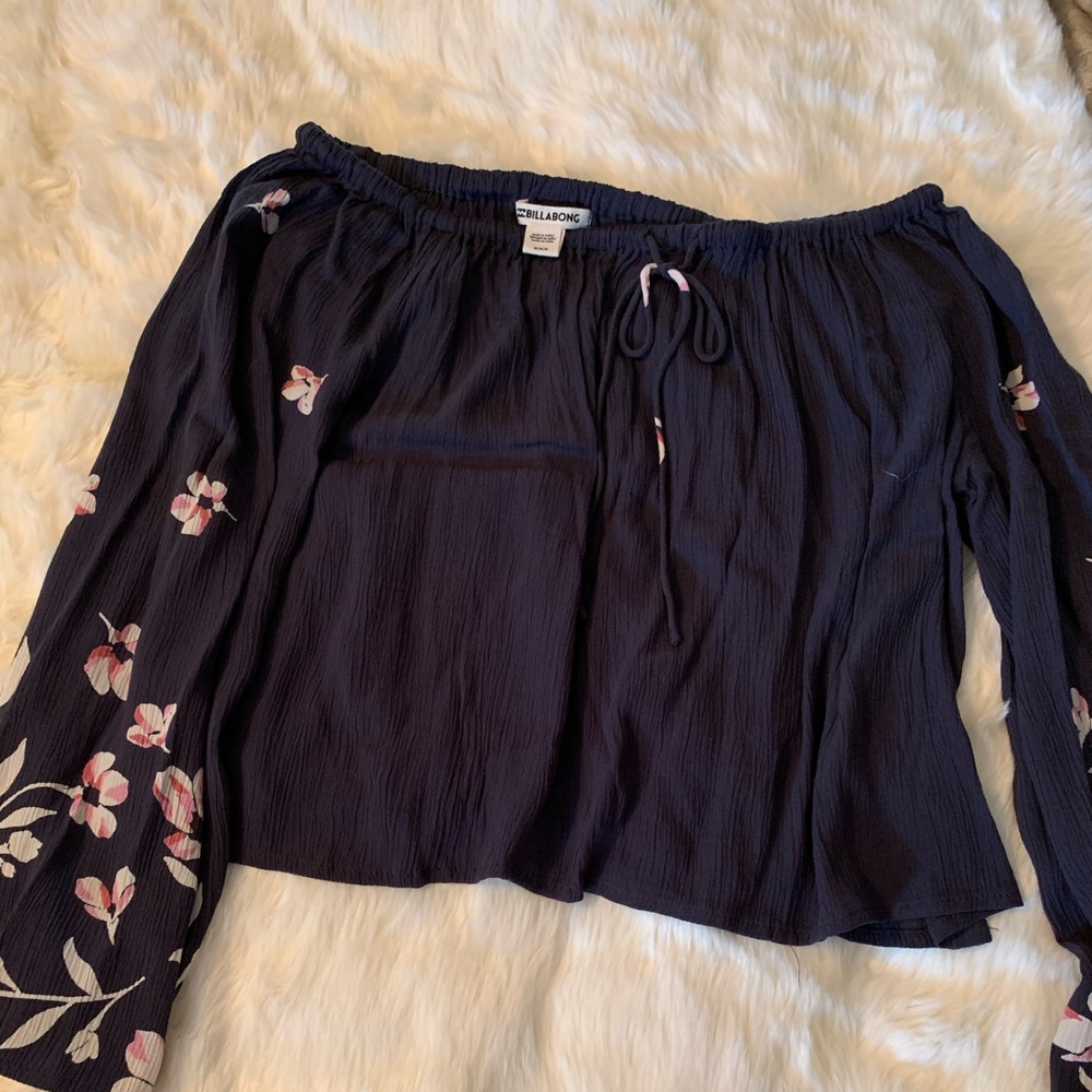 Billabong top